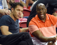 在于它同时 在于它同时